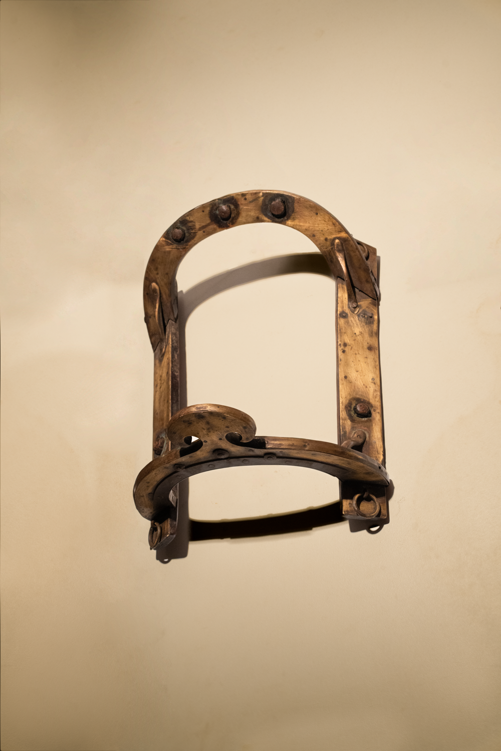 TAKINO - BRASS CAMEL SEAT HOLDER