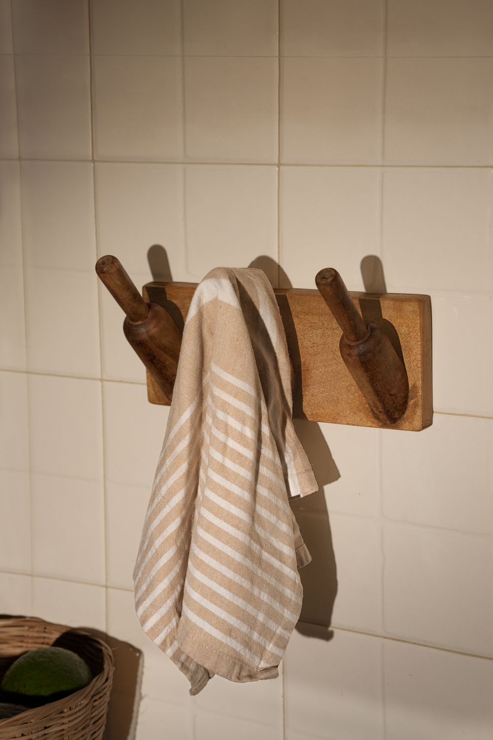 NAIKA - Wooden Hanger
