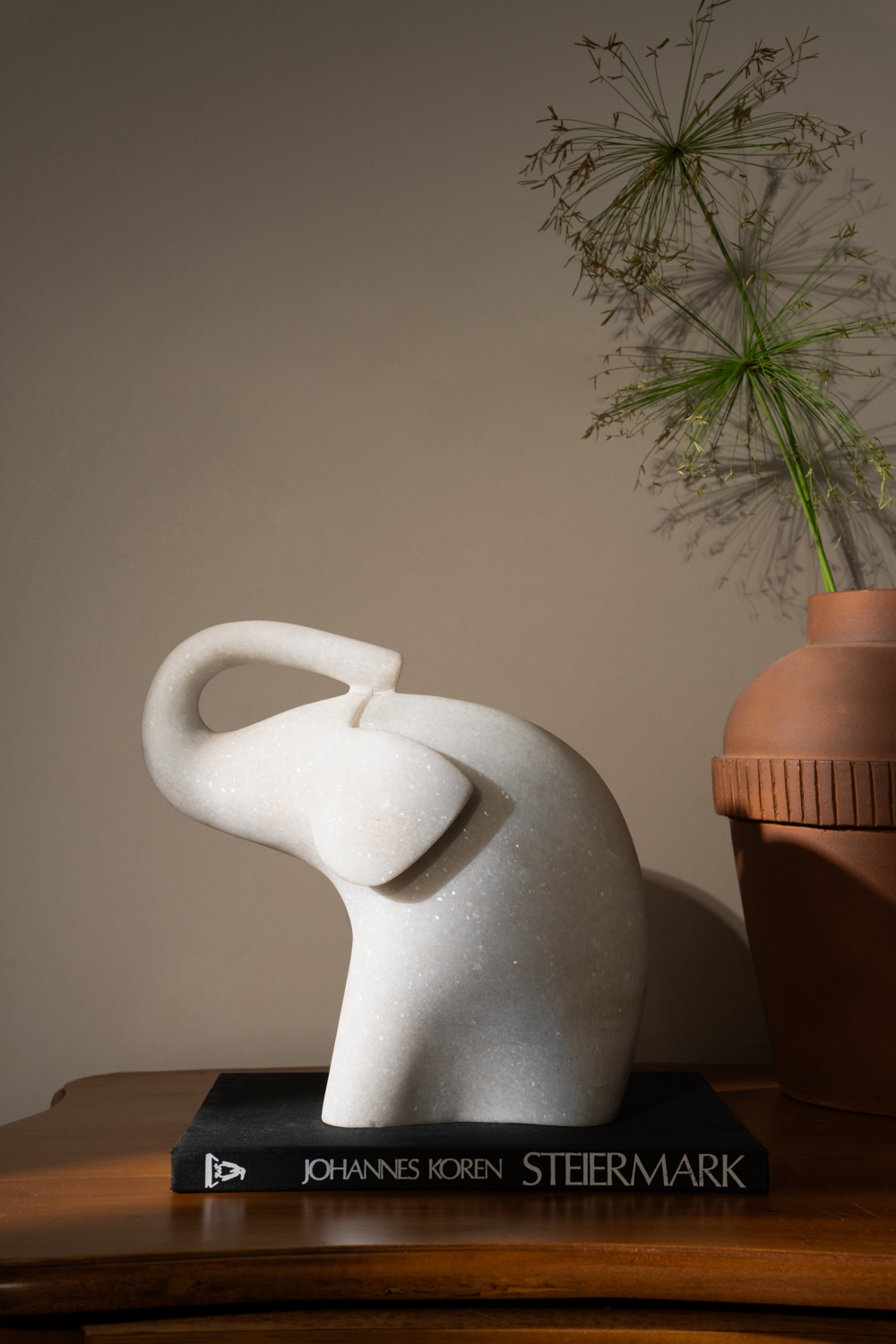 TARA - Marble Elephant