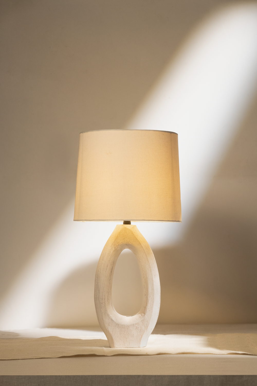 TSUKI – Table Lamp